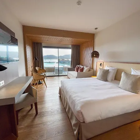 Golden Tulip Porto-vecchio 4* Porto-Vecchio (Corsica)