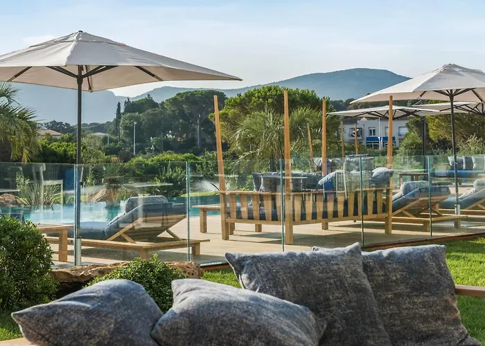 Golden Tulip Porto-vecchio 호텔