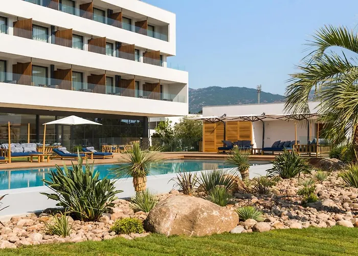 호텔 Golden Tulip Porto-vecchio