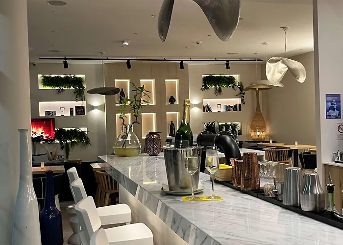 Golden Tulip Porto-vecchio 4* Porto-Vecchio (Corsica)