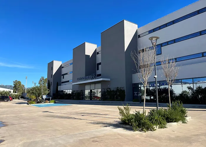 Golden Tulip Porto-vecchio 4*