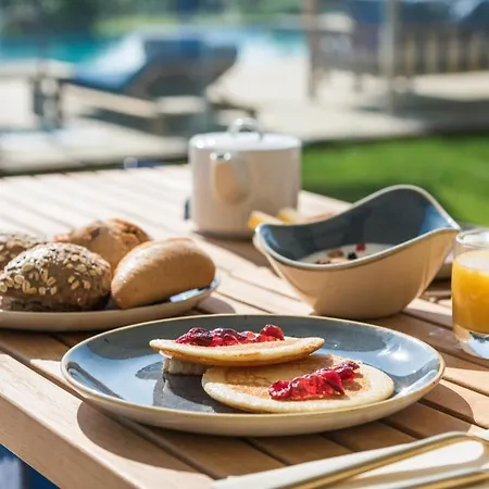 Golden Tulip Porto-vecchio