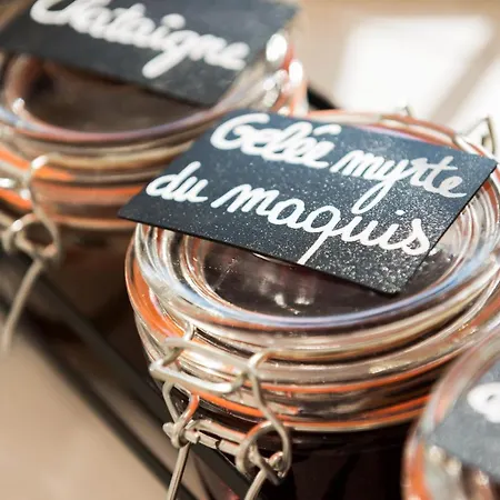 Golden Tulip Porto-vecchio 4* Porto-Vecchio (Corsica)