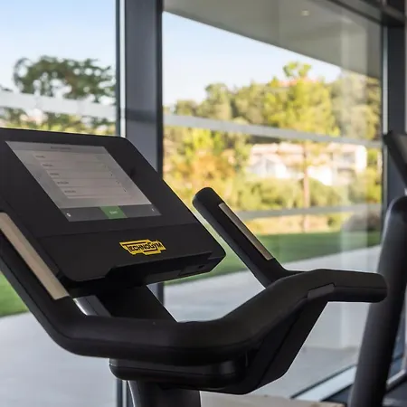 Golden Tulip Porto-vecchio 4* פורטו-וישיו