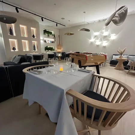 Golden Tulip Porto-vecchio 호텔 포르토베쉬오