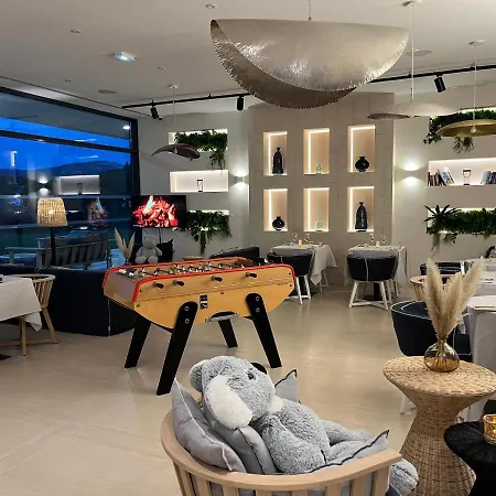 Golden Tulip Porto-vecchio 호텔 포르토베쉬오