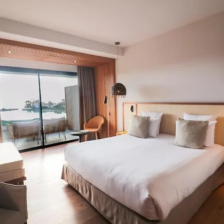 Golden Tulip Porto-vecchio 4*