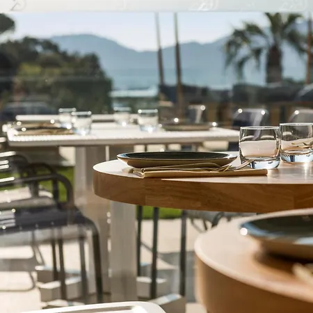 Hotel Golden Tulip Porto-vecchio 4*