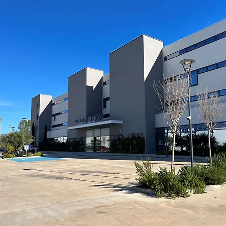 Golden Tulip Porto-vecchio 4*