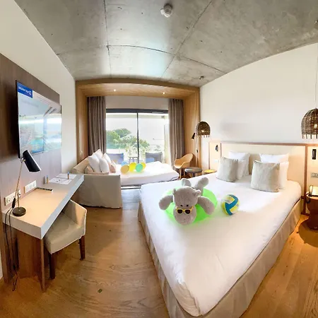 Golden Tulip Porto-vecchio Hotel