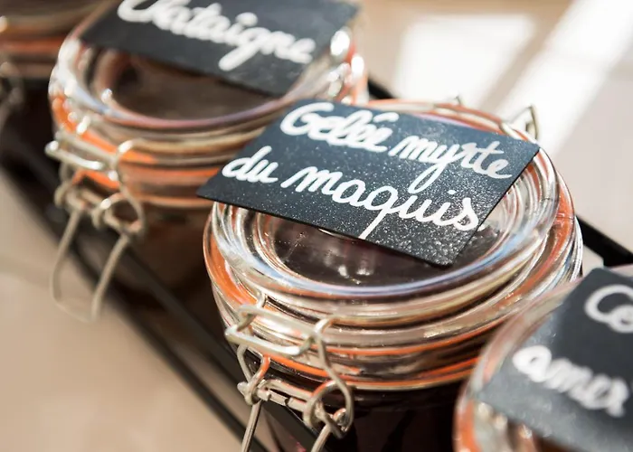 Golden Tulip Porto-vecchio 4* Porto-Vecchio (Corsica)