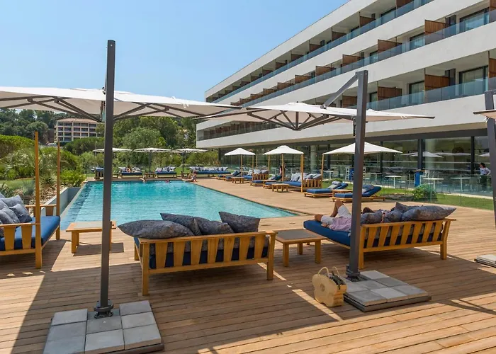 Golden Tulip Porto-vecchio 4* Porto-Vecchio (Corsica)