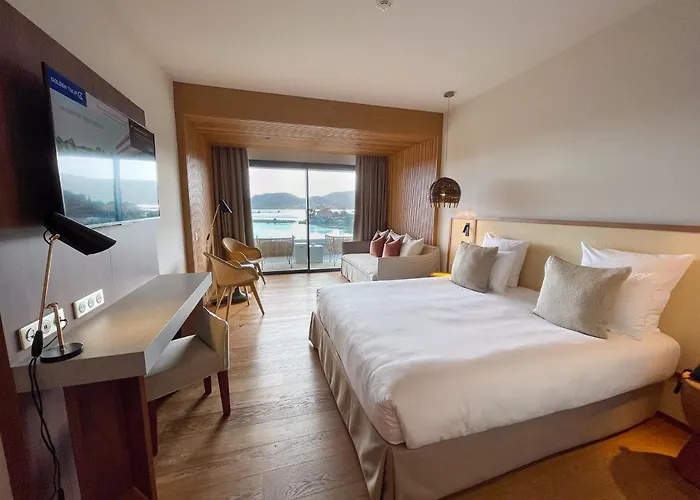 Golden Tulip Porto-vecchio 4* Porto-Vecchio (Corsica)