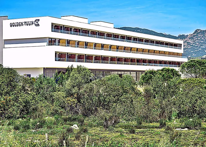 Golden Tulip Porto-vecchio 4* Porto-Vecchio (Corsica)